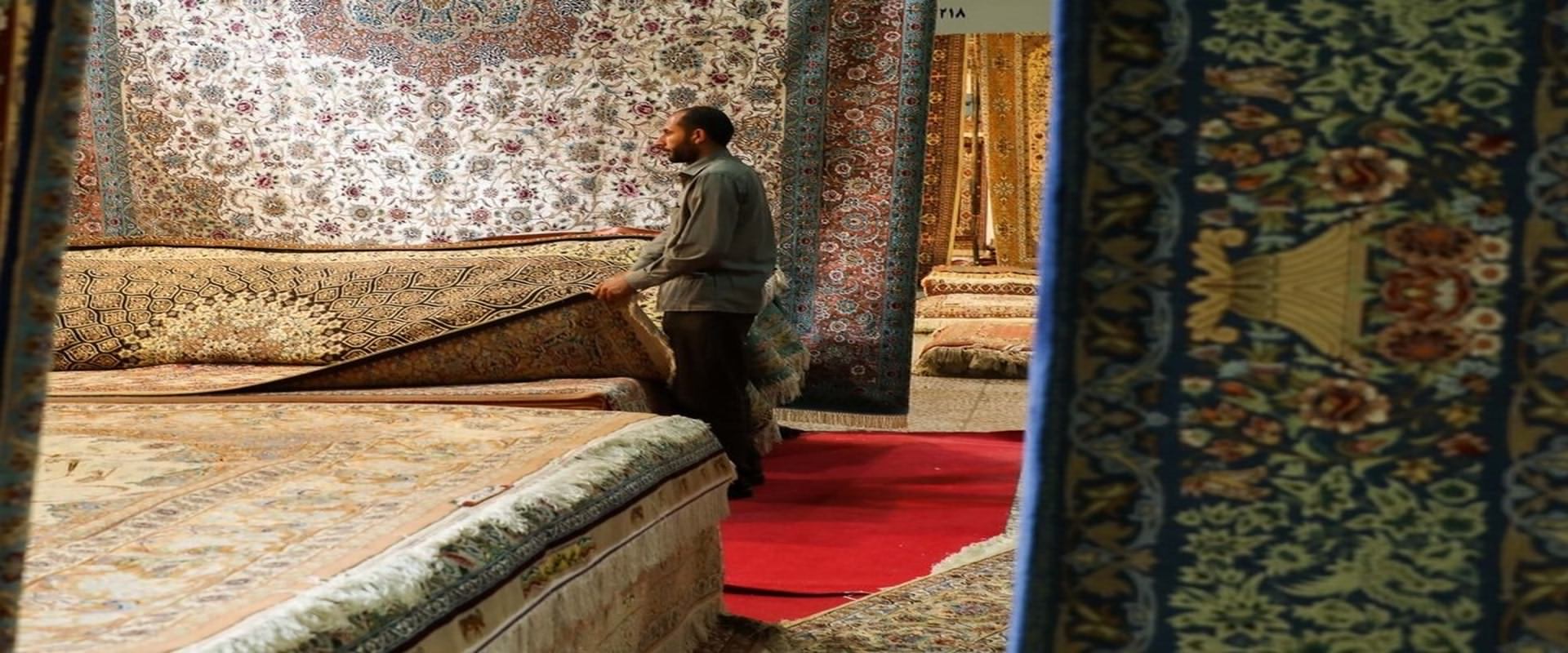 بازار فرش دست رقبای خارجی افتاد؟