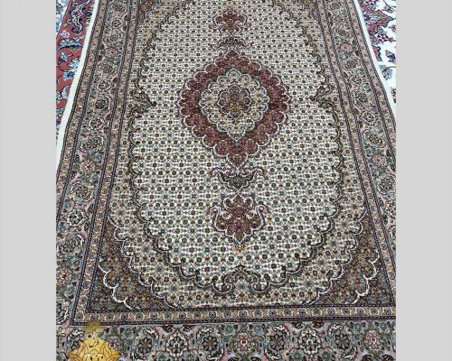 ماهی طرح کمال‌الملک هاشیه افسری زمینه کرم ۵۰ رج