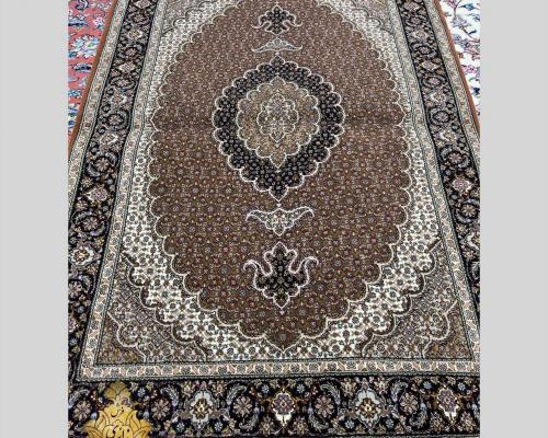 زرعونیم ماهی طرح کمال‌الملک زمینه اخرایی حاشیه سرمه‌ای