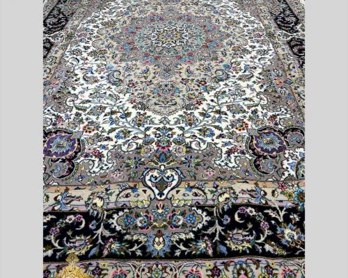 جفت6متری کرک کاشان گل ابریشم زمینه کرم حاشیه مشکی 52 خانه نقشه تقدیسی 