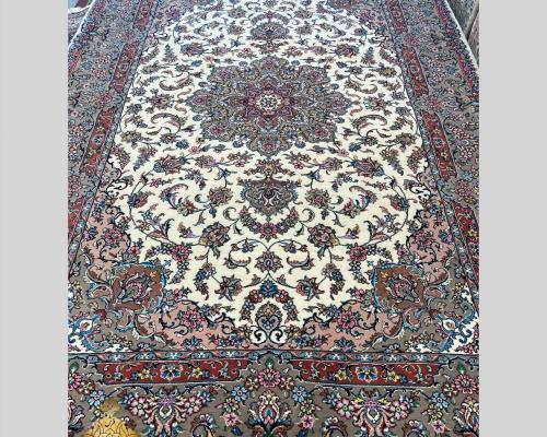 ۲ جفت شیش متری کرک یزد ۴۴ خانه گل ابریشم نقشه مزیدی زمینه کرم حاشیه خاکی 
